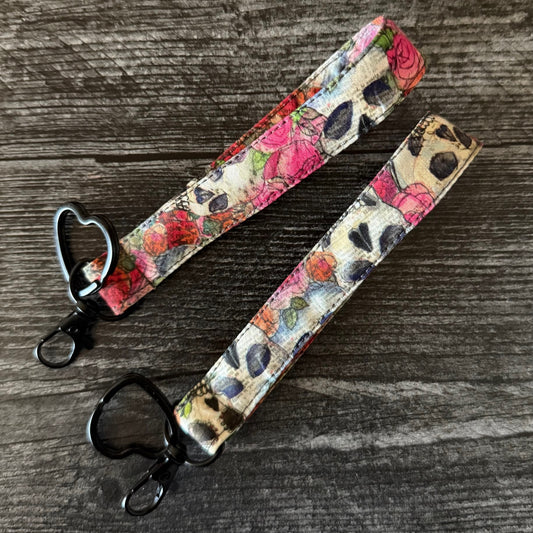 Nampa Bespoke Totes : Floral Skulls Wristlet Keychain
